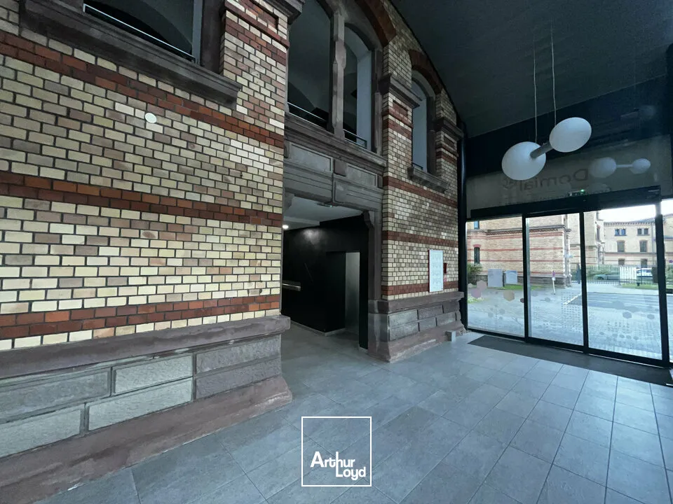 BUREAUX à LOUER de 847 m²