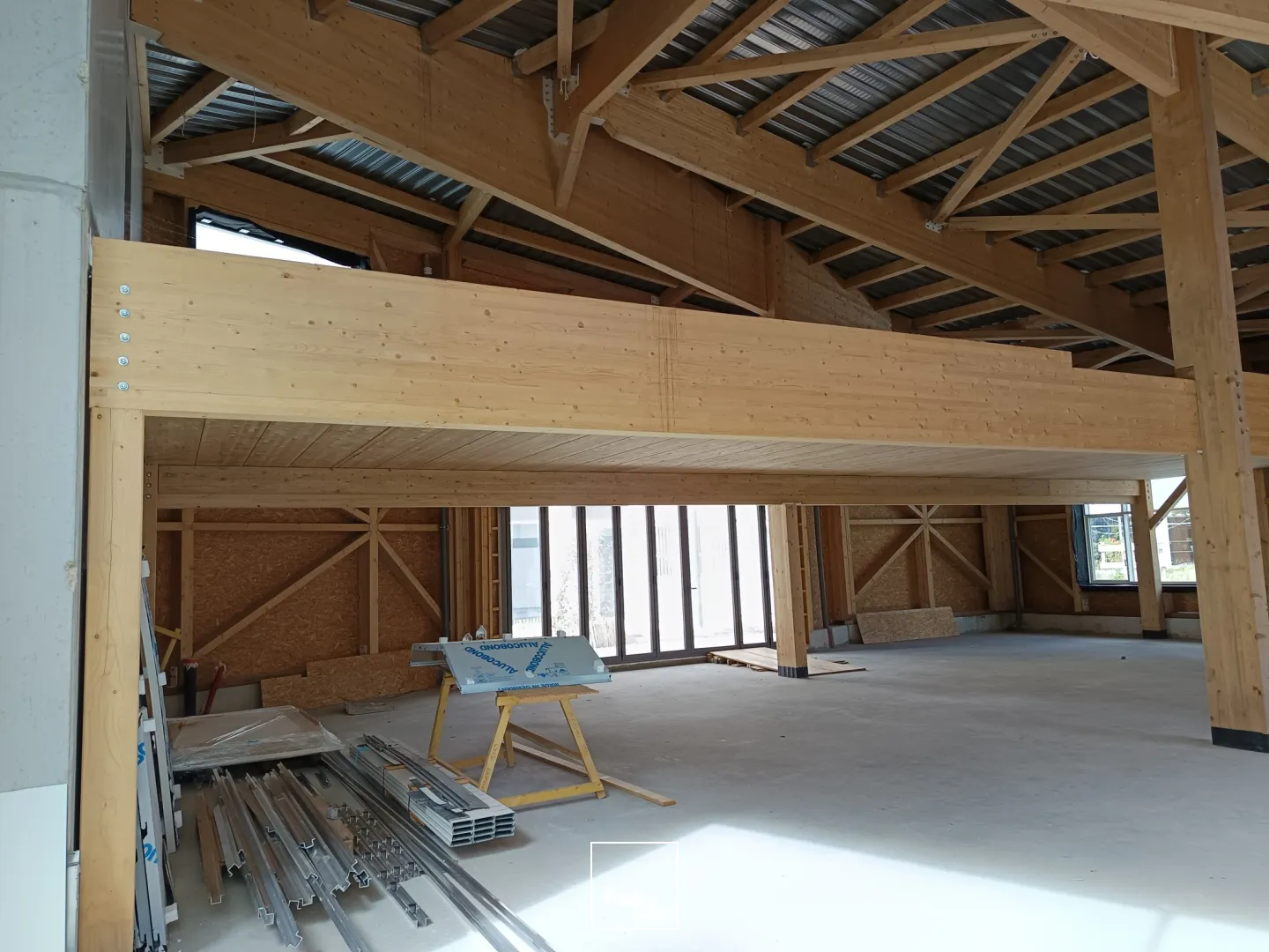 A vendre 382 m2 NEUF 