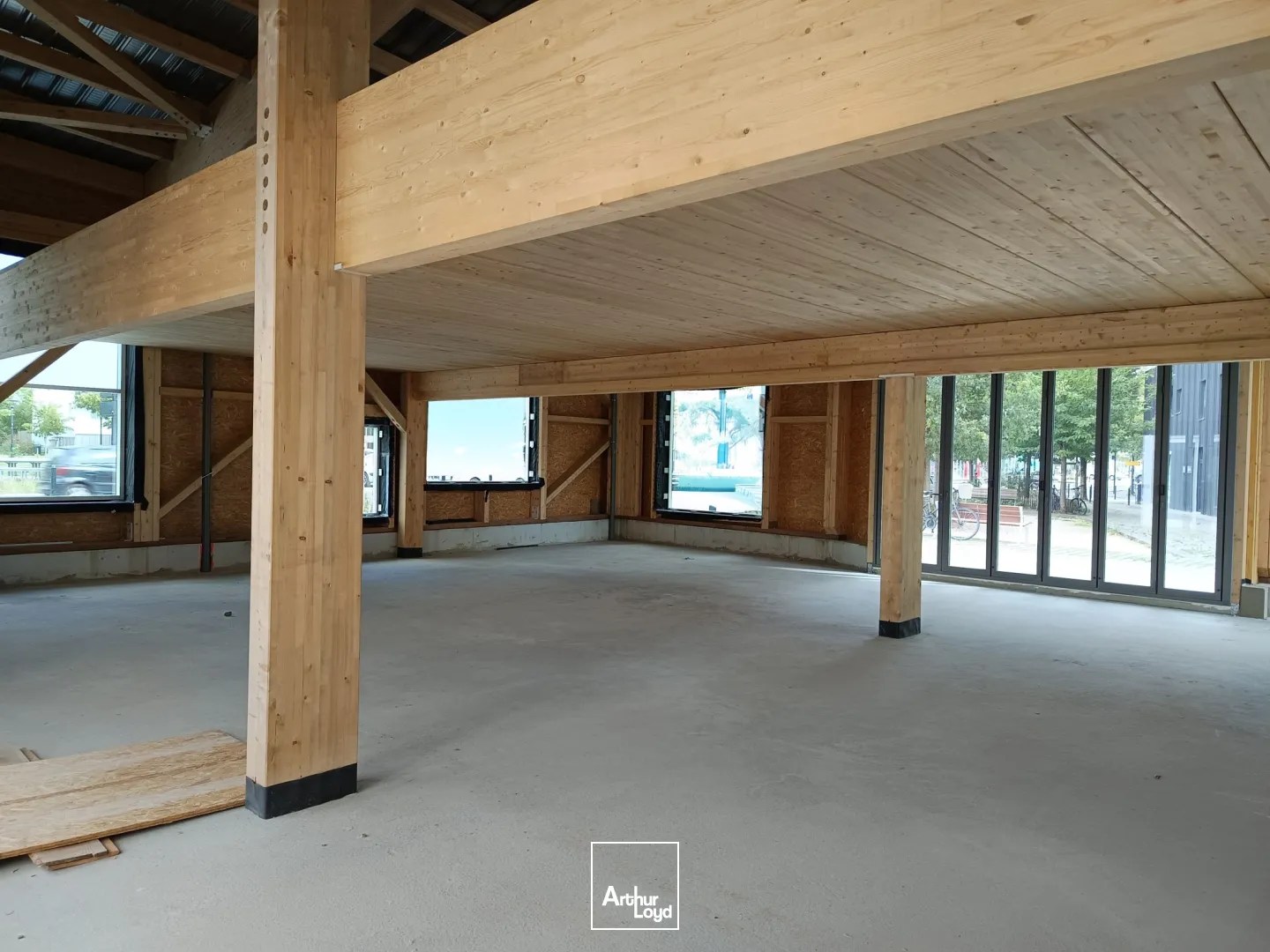 A vendre 382 m2 NEUF 