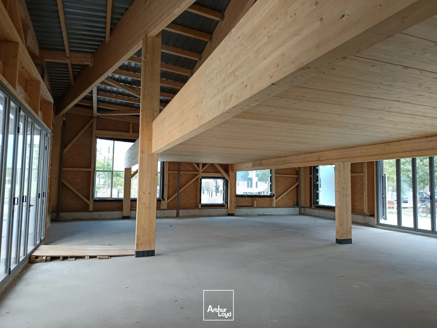 A vendre 382 m2 NEUF 