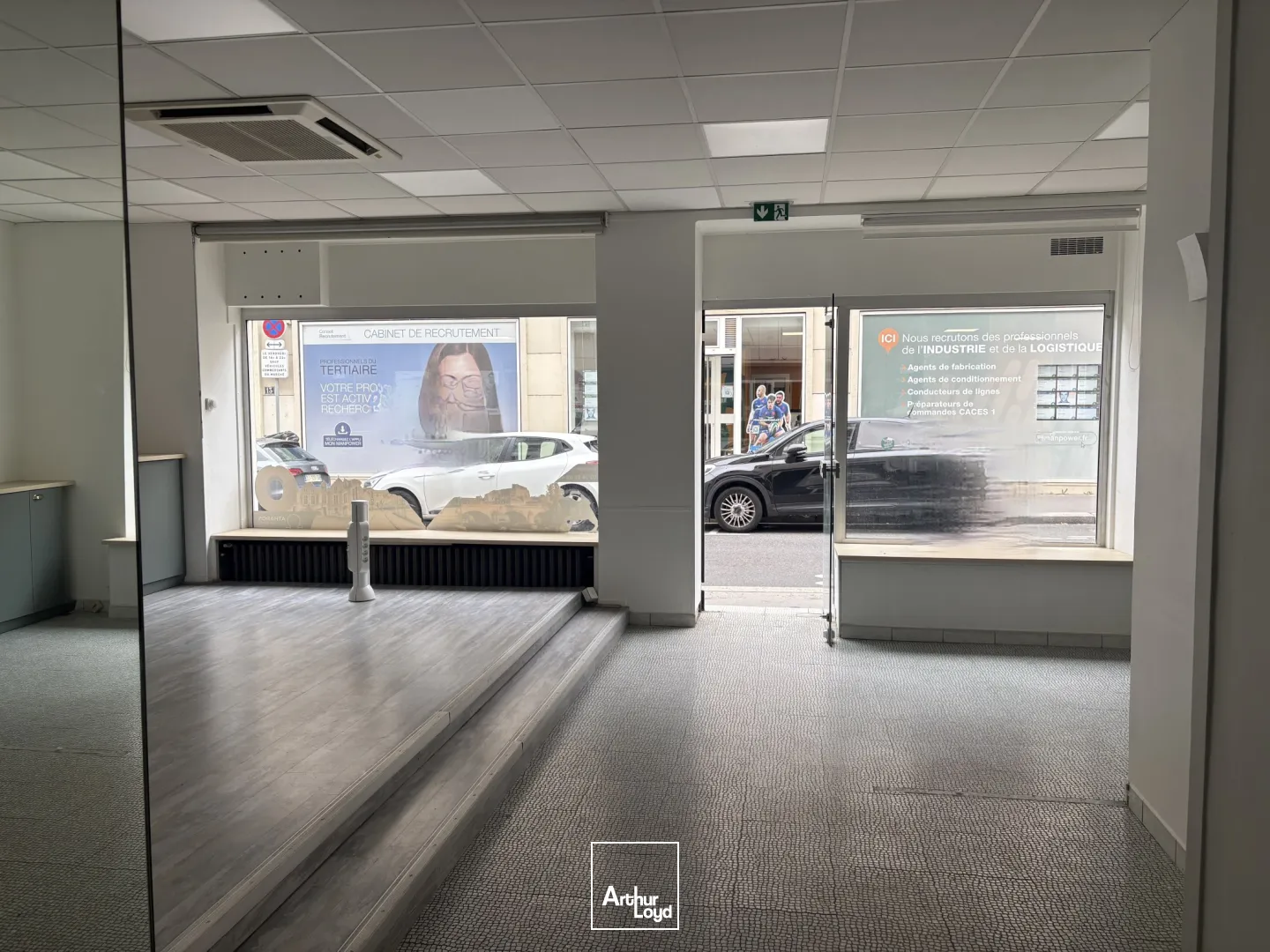 LOCAL COMMERCIAL A LOUER ORLEANS HYPER CENTRE 