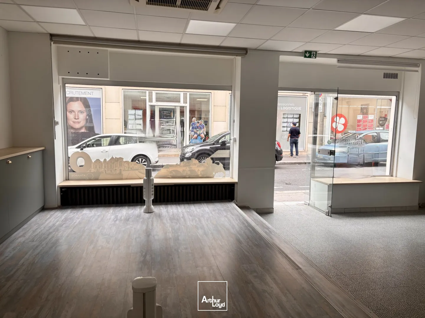 LOCAL COMMERCIAL A LOUER ORLEANS HYPER CENTRE 