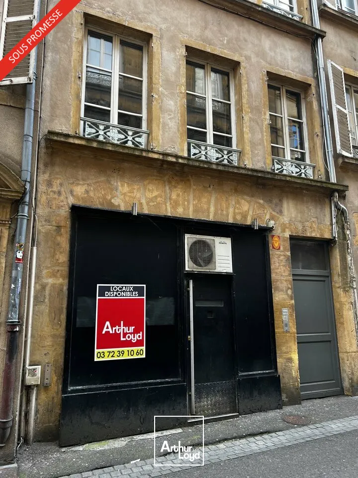 LOCAL COMMERCIAL à LOUER de 34.73 m²