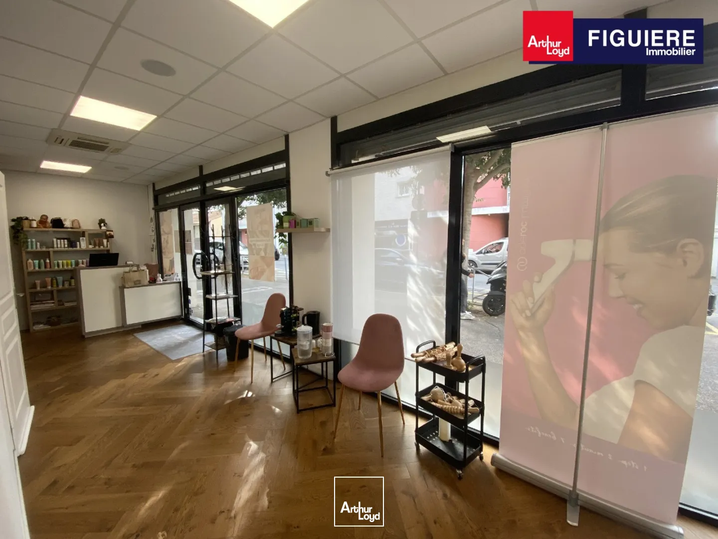 Cession de droit au bail à vendre emplacement N°1 à Salon-de-Provence 