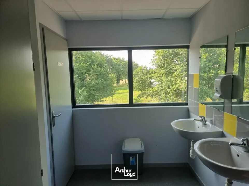 À louer  Ensemble de bureaux à Venansault 