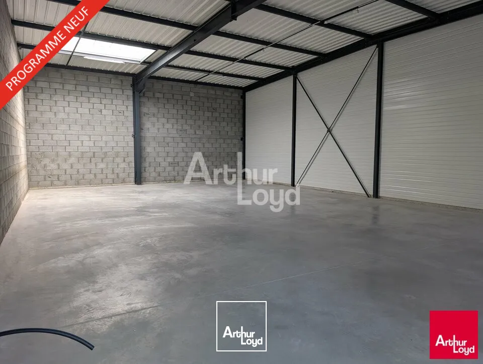 PLEUMELEUC - LOCAL D'ACTIVITE A LOUER - 200 M²