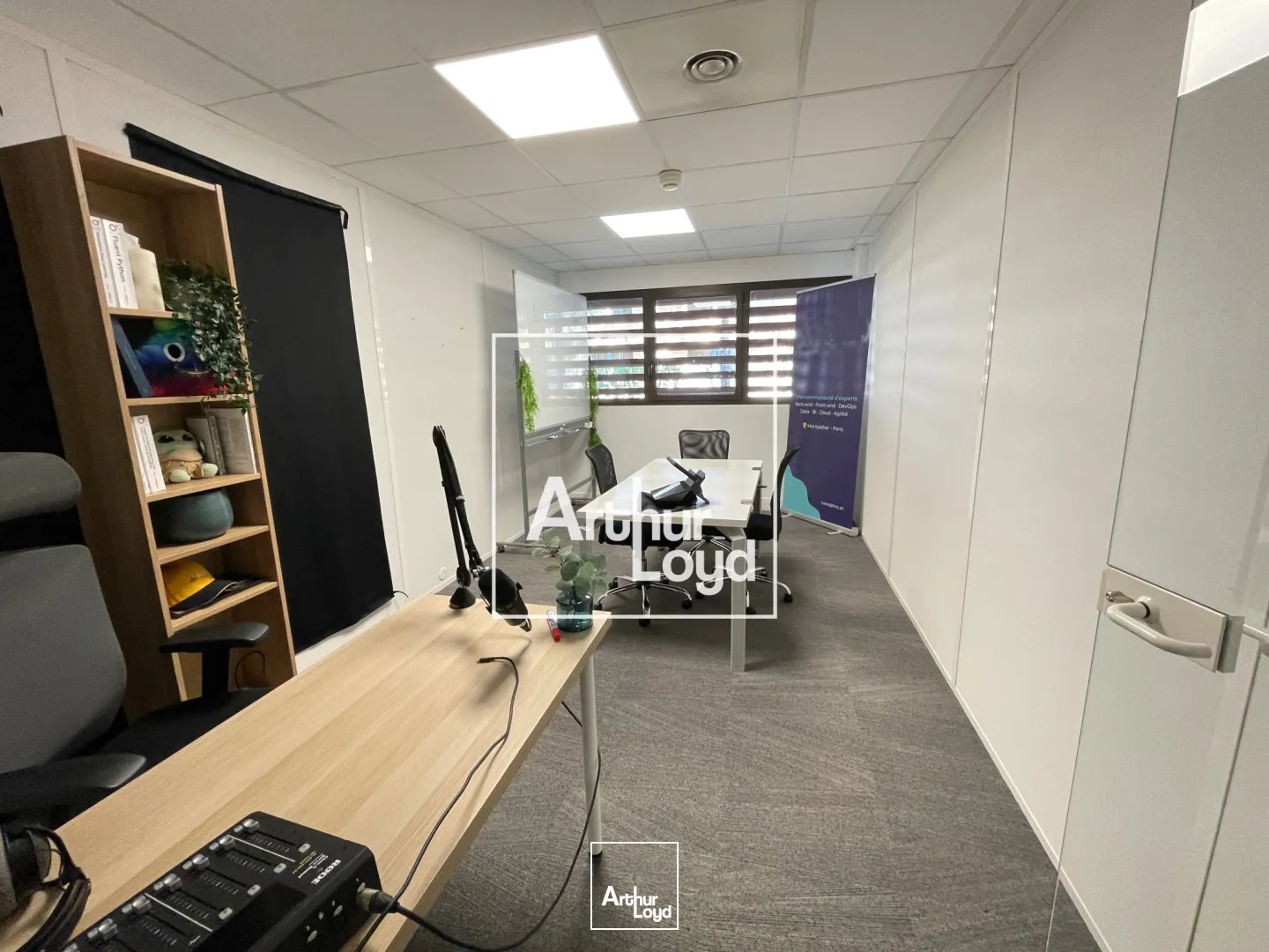 A LOUER - BUREAUX ESPRIT CAMPUS - PARC CLUB DU MILLENAIRE MONTPELLIER - GRAND PARKING