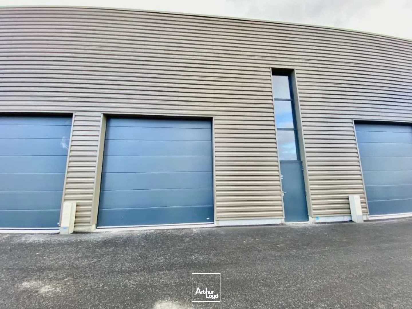 Locaux d'activité à louer - 132 m2 - St-Georges-d'Orques