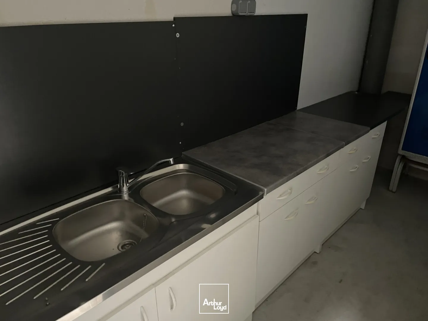 À LOUER - 225M2 LOCAL D'ACTIVITÉS - NEUF - BEAUVAIS