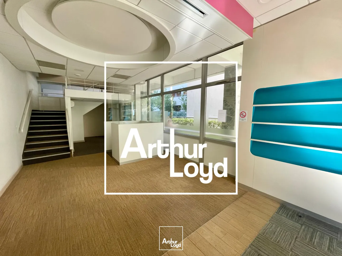 Bureaux disponibles à louer - Centre ville - entrée de ville - avec parking - Nîmes