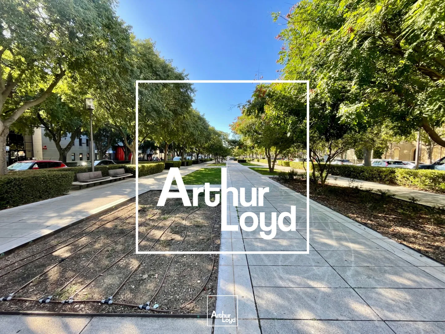 Bureaux disponibles à louer - Centre ville - entrée de ville - avec parking - Nîmes