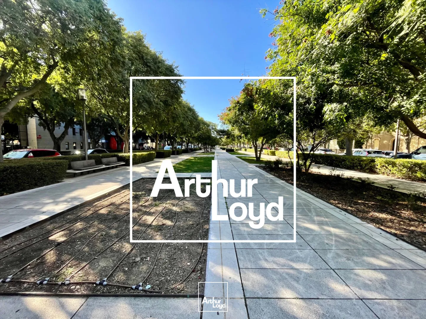 Bureaux disponibles à louer - Centre ville - entrée de ville - avec parking - Nîmes