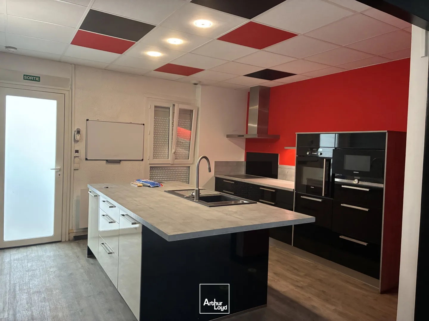 BUREAUX - A VENDRE - Paul Bellamy - Talensac - PROCHE 50 OTAGES - NANTES