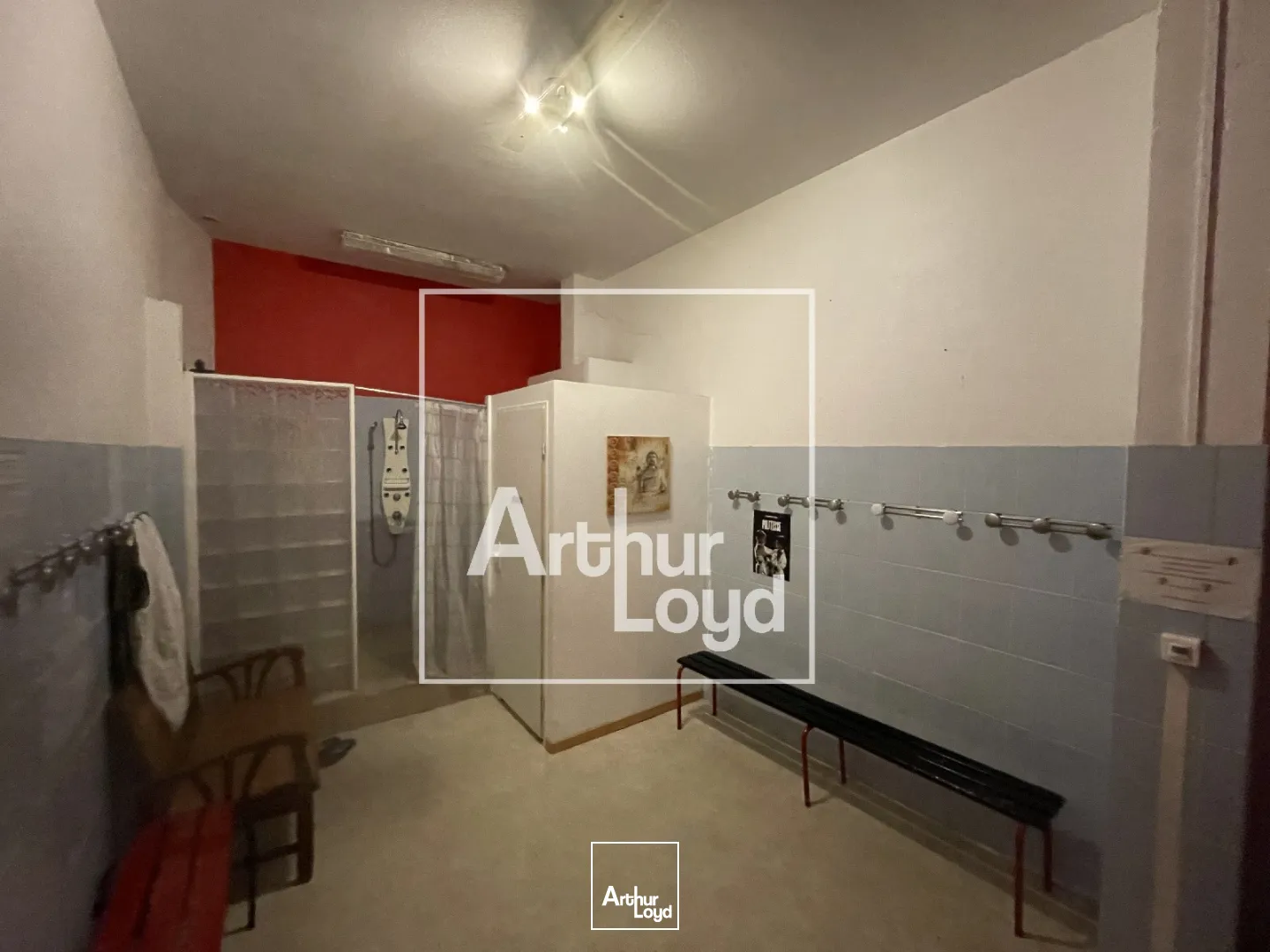 Local d'activité 307 m² à vendre - Centre de Sète, accessible et fonctionnel