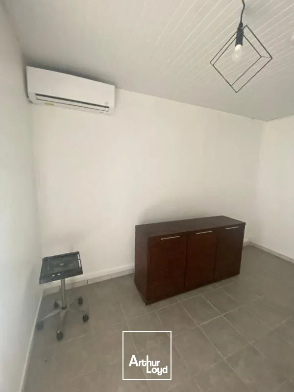 Local commercial 60 m2 Le Lamentin