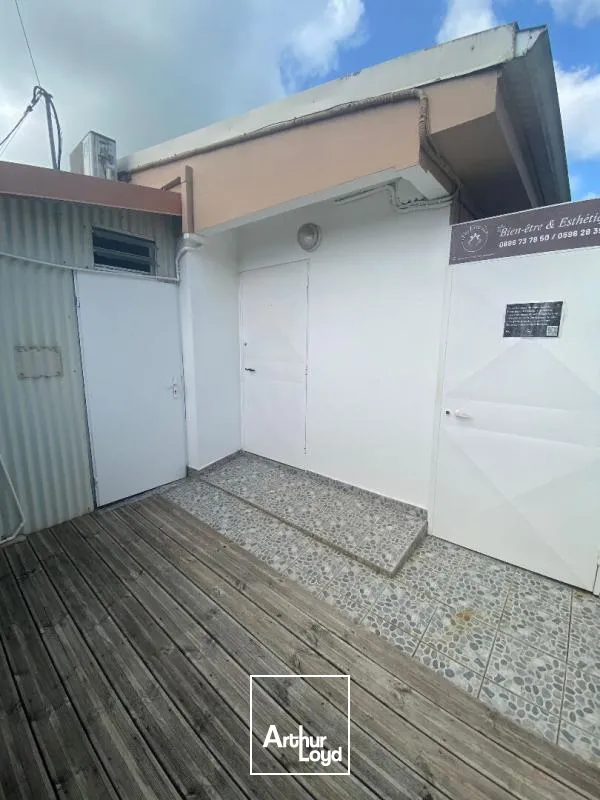 Local commercial 60 m2 Le Lamentin