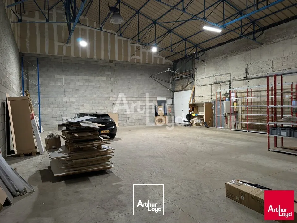 Local d'activité avec showroom au sein de la ZI Ouest de Rennes