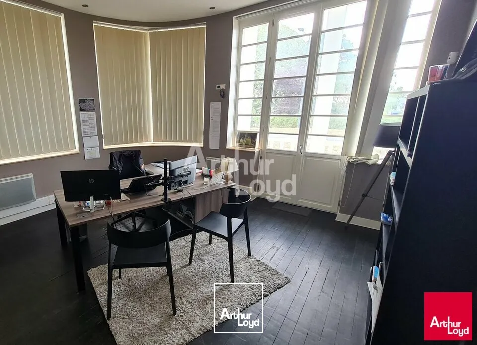 CHATEAUROUX - DEOLS ZIAP - LOCATION IMMEUBLE de BUREAUX 280m² - 2185