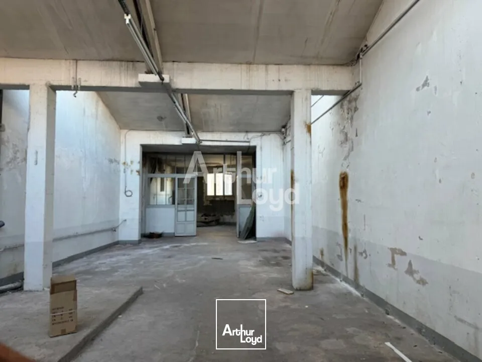 LOCAL COMMERCIAL RUE DE PARIS - MURS LIBRES 