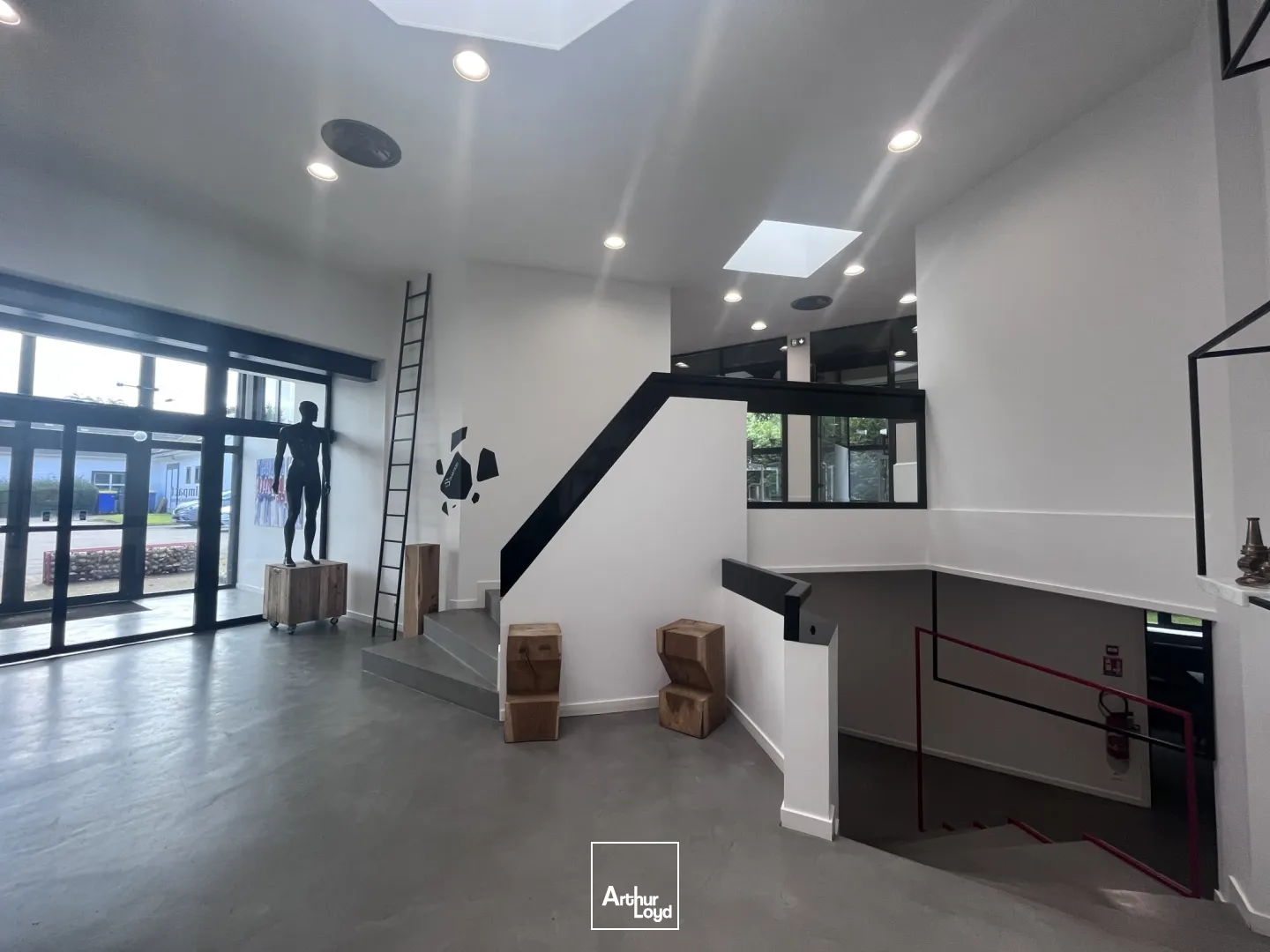 Bureaux à louer à MONT SAINT AIGNAN 76130