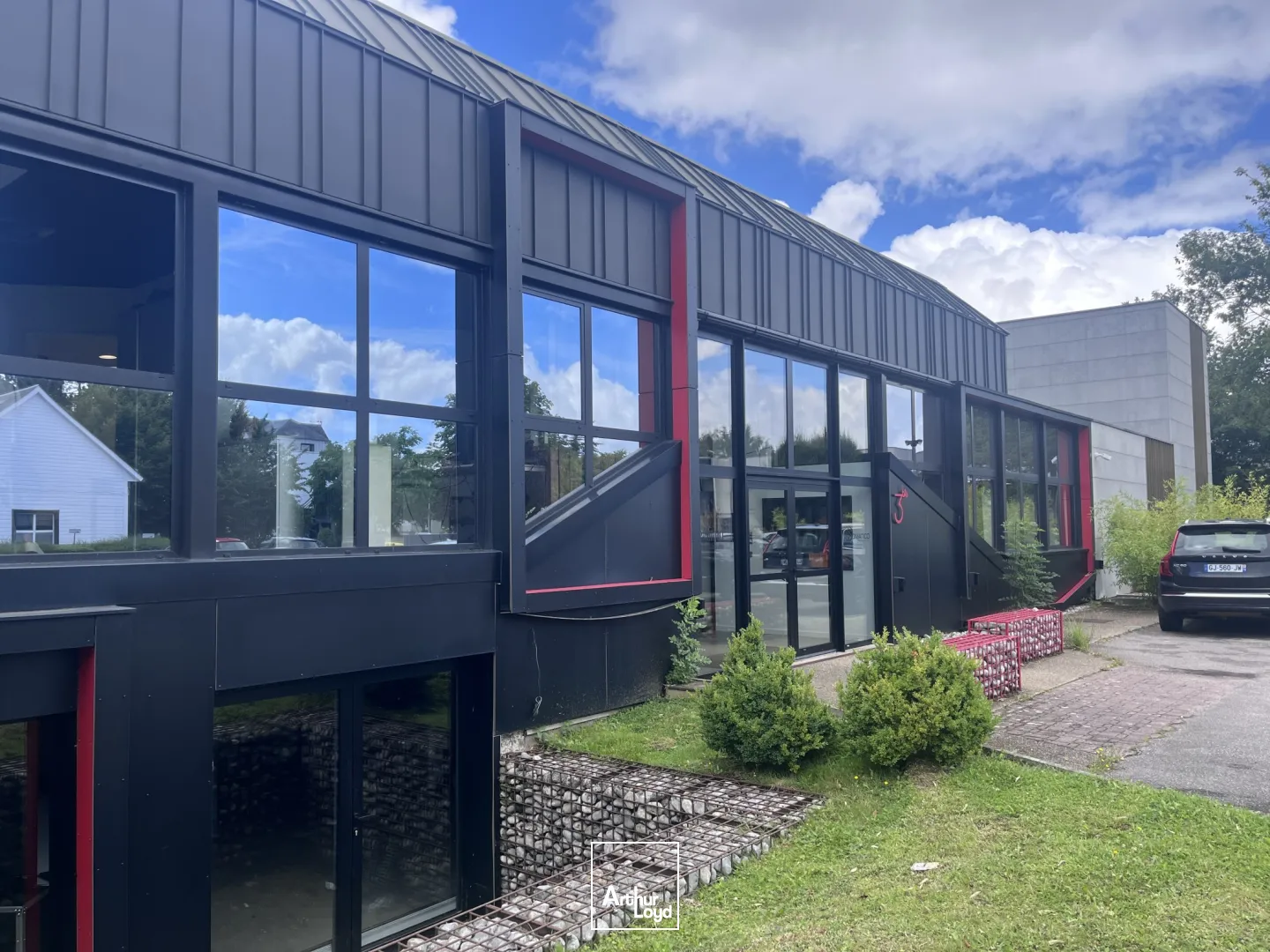 Bureaux à louer à MONT SAINT AIGNAN 76130