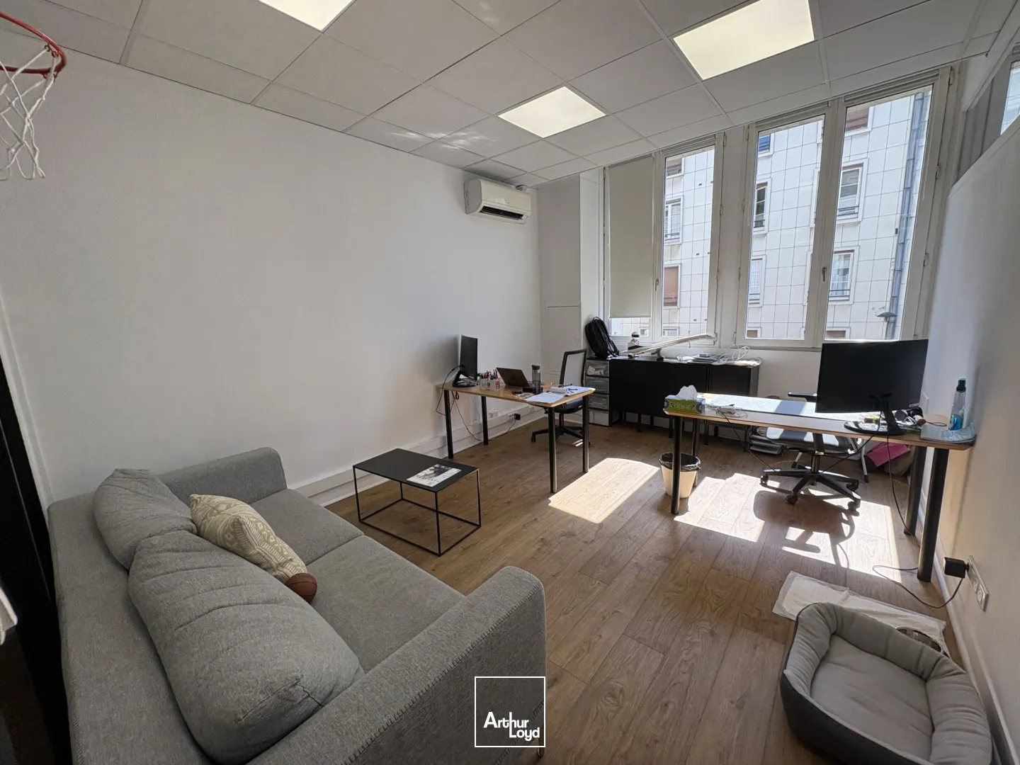 Locaux tertiaires rénovés - 190 m2 à louer en Hyper Centre proche Place du Martroi