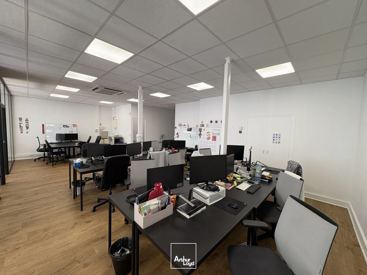 Locaux tertiaires rénovés - 190 m2 à louer en Hyper Centre proche Place du Martroi