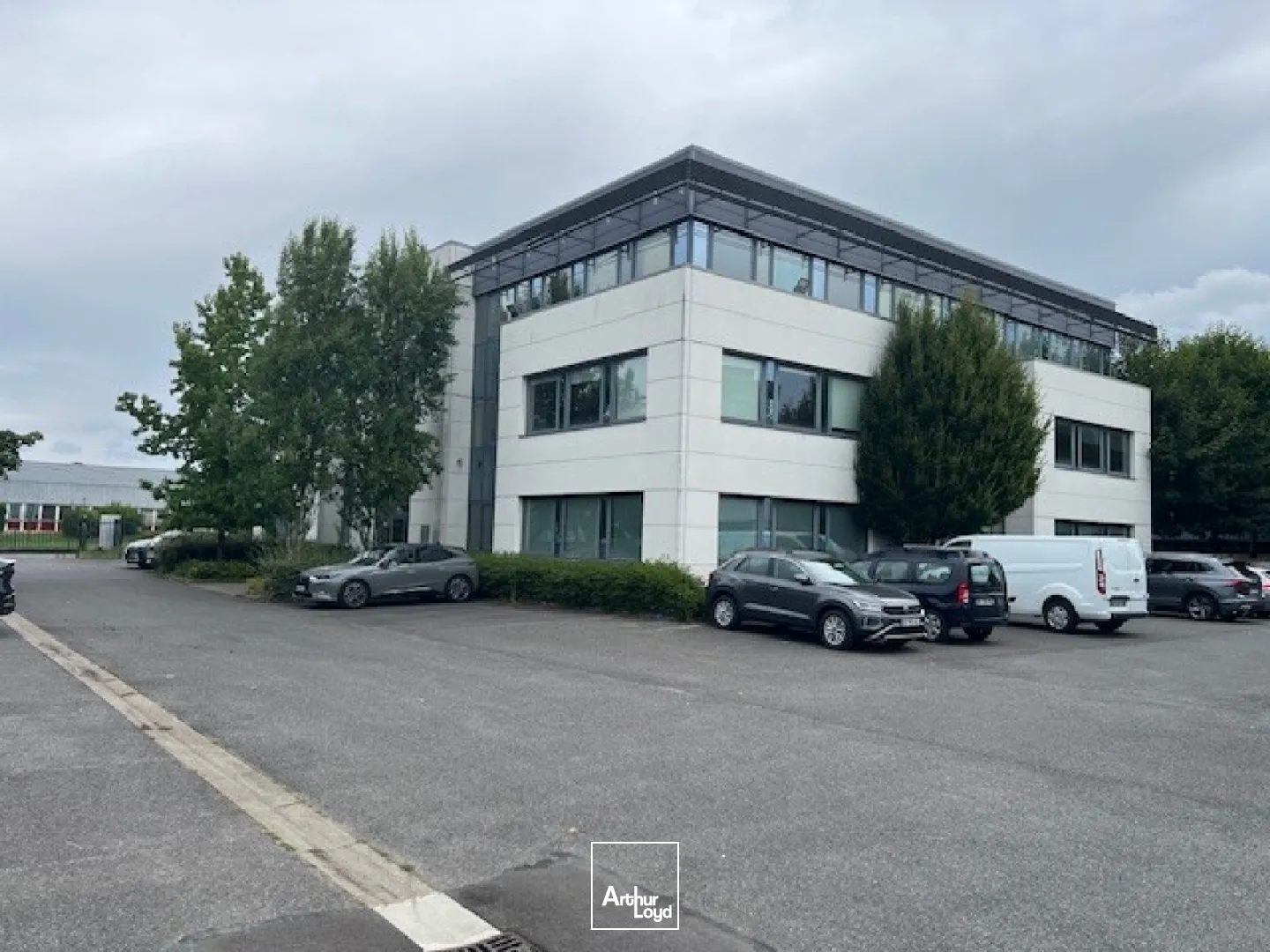 Bureaux à louer à LES ULIS 91940