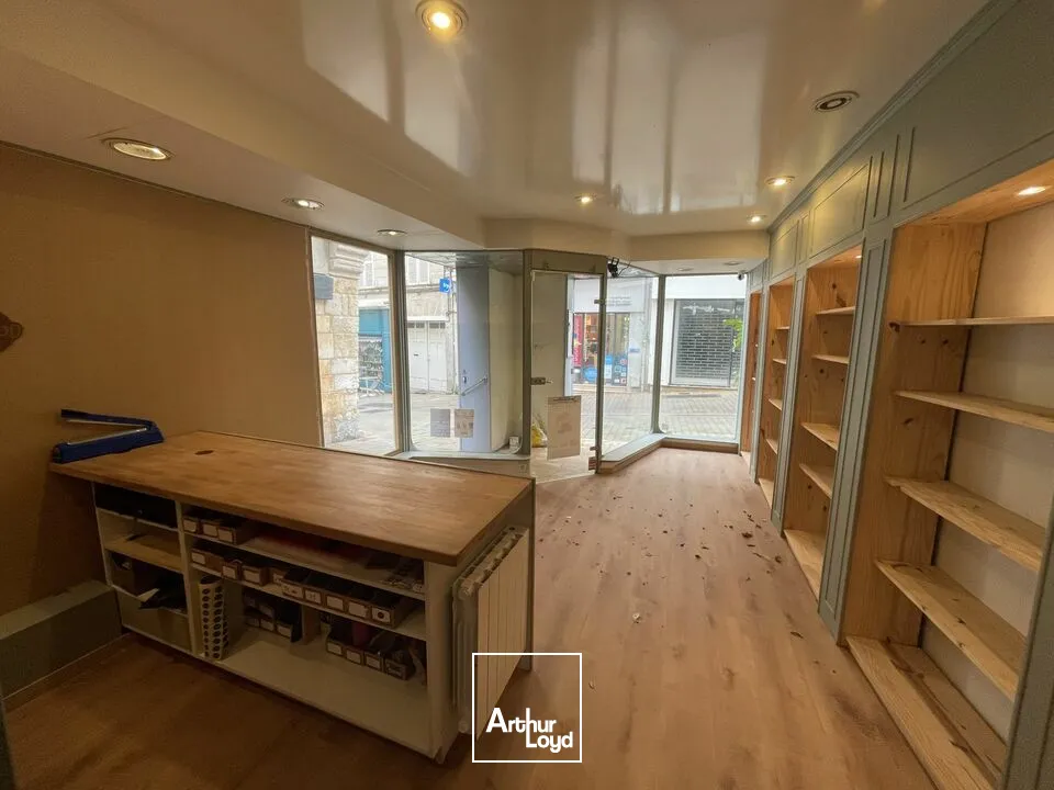 A louer local commercial Niort centre