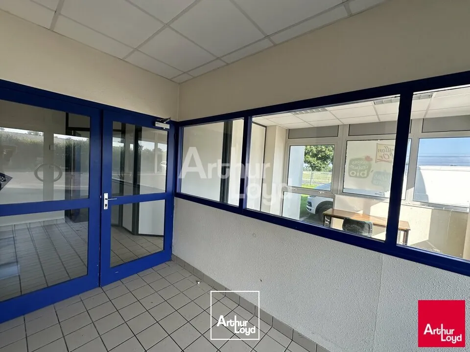 Rare sur le marche - Bâtiment indépendant - 855m²