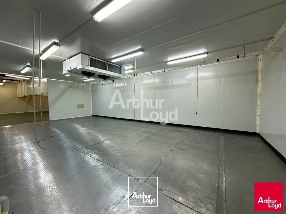 Rare sur le marche - Bâtiment indépendant - 855m²