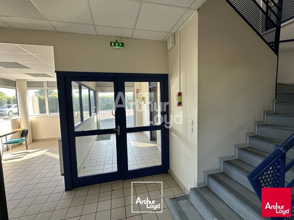 Rare sur le marche - Bâtiment indépendant - 855m²