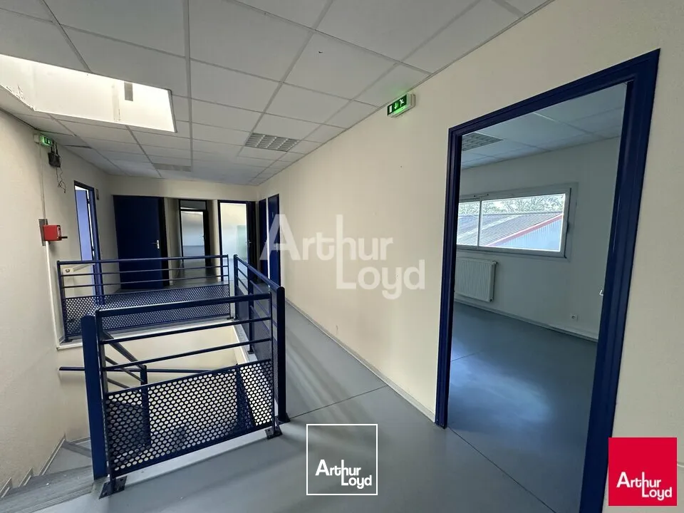Rare sur le marche - Bâtiment indépendant - 855m²