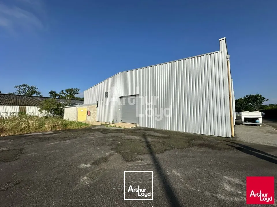 Rare sur le marche - Bâtiment indépendant - 855m²