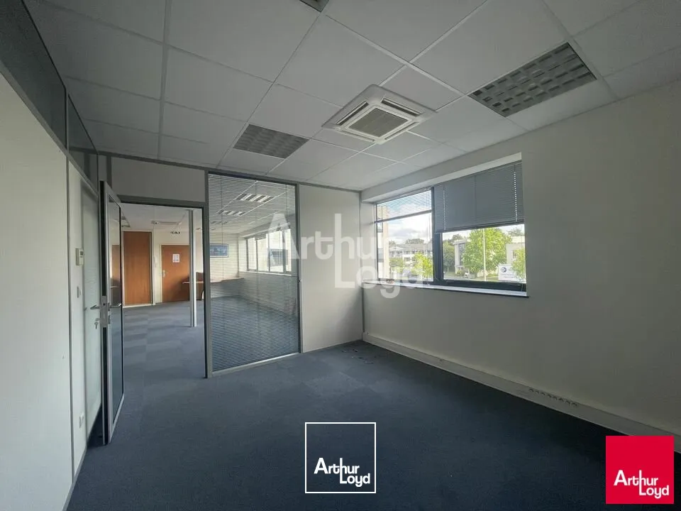 SAINT GREGOIRE - BUREAUX A LOUER - 109 M²
