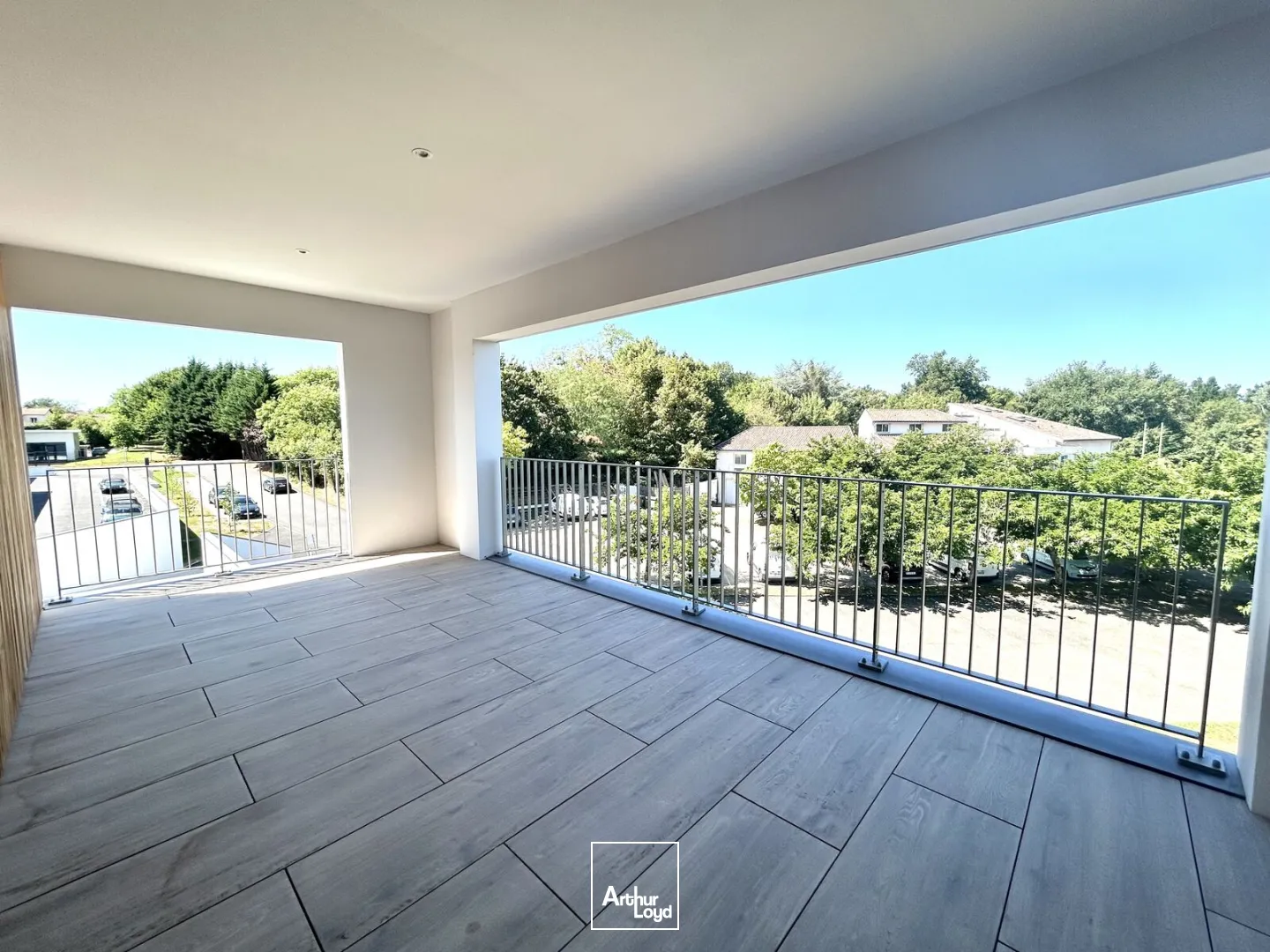 Bureaux neufs à louer de 530 m² - Artigues-Près-Bordeaux , Axe N89