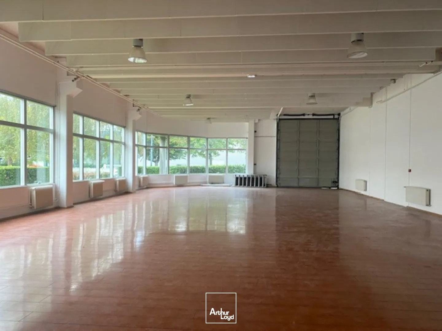 Parc Nanterre-Seine - Bureaux et activité à louer à proximité du RER A - Nombreux services sur site