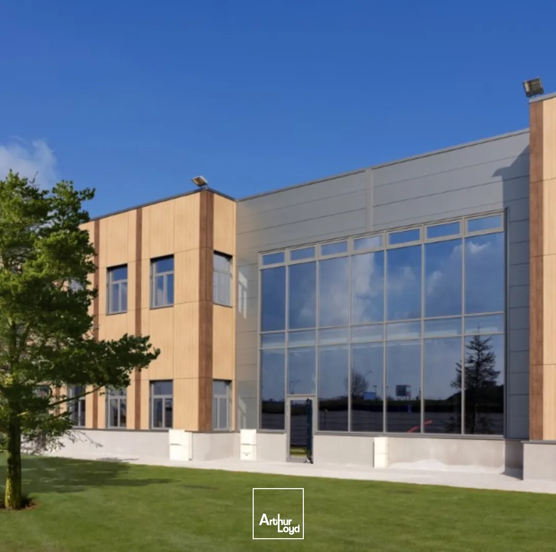 Atelier industriel en location 332 m² Le Blanc-Mesnil - Hub Nord Paris - Multiconnexions A1/A3/RER - 7m libre