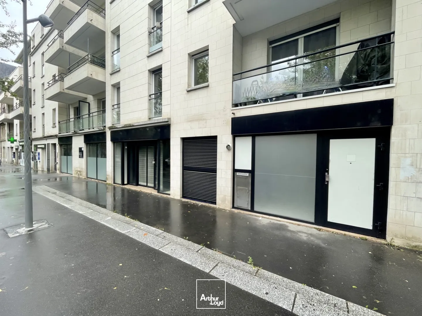 Locaux commerciaux à louer à ROUEN 76000