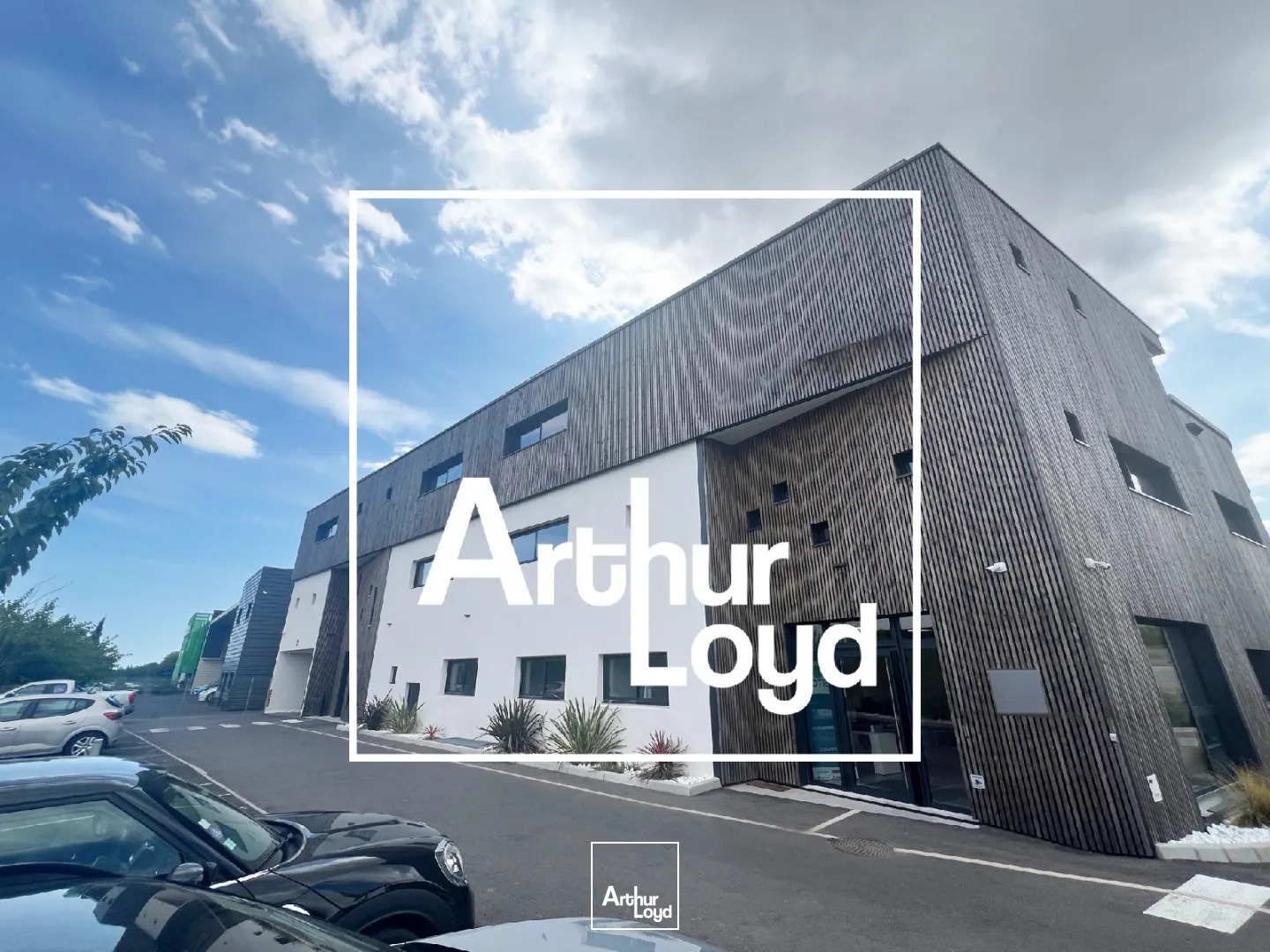 BUREAUX NEUFS AVEC ASCENSEUR A LOUER - JUVIGNAC