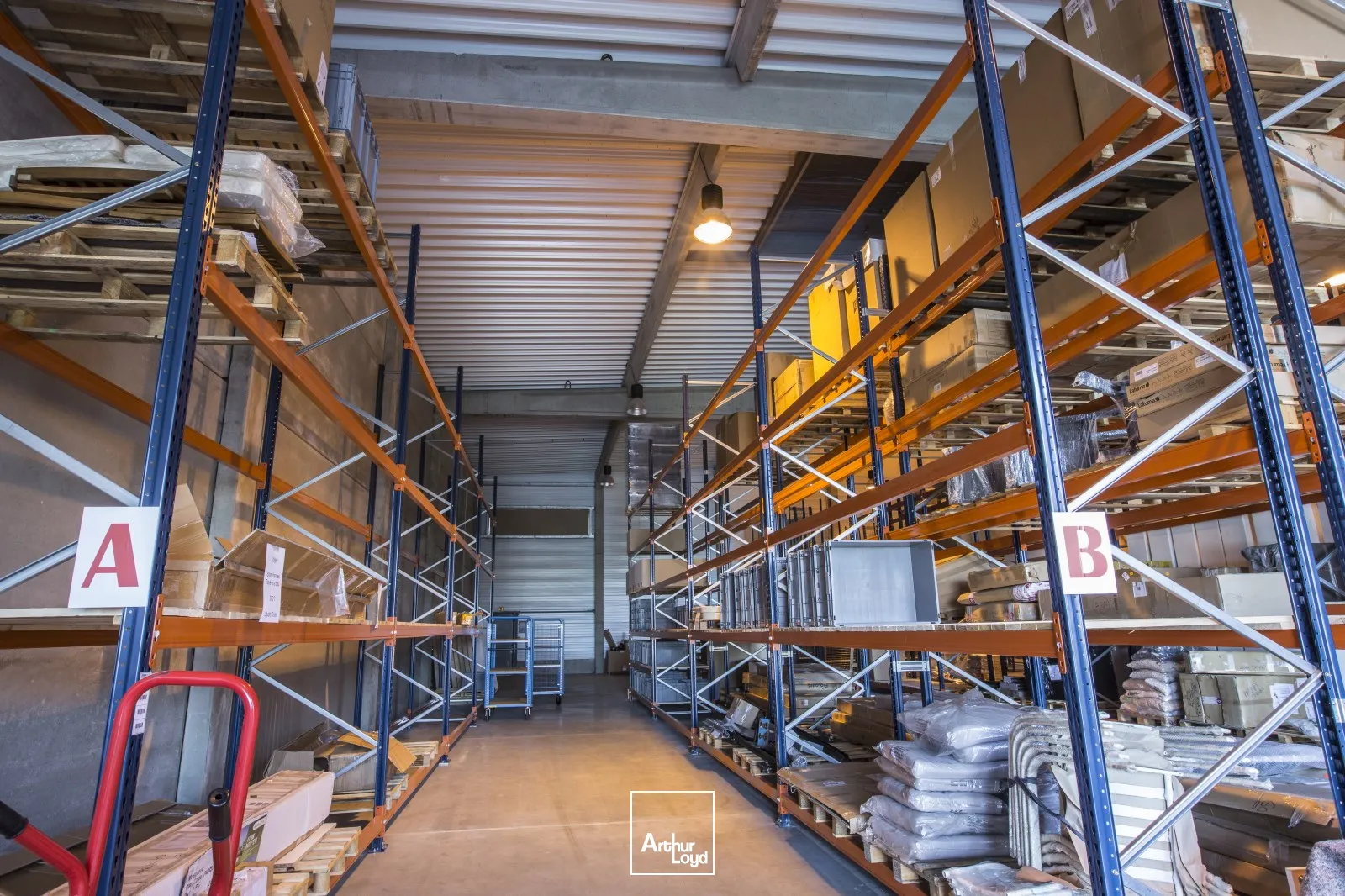 A louer Entrepôt avec quai, Parc du Mélantois