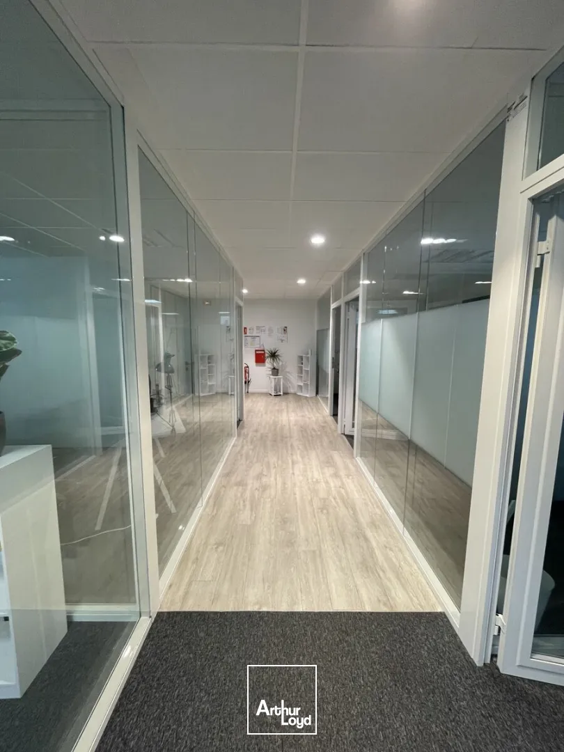 Parc Europe - Bureaux lumineux à louer - 190 m² fonctionnels avec parkings à Marcq-en-Baroeul