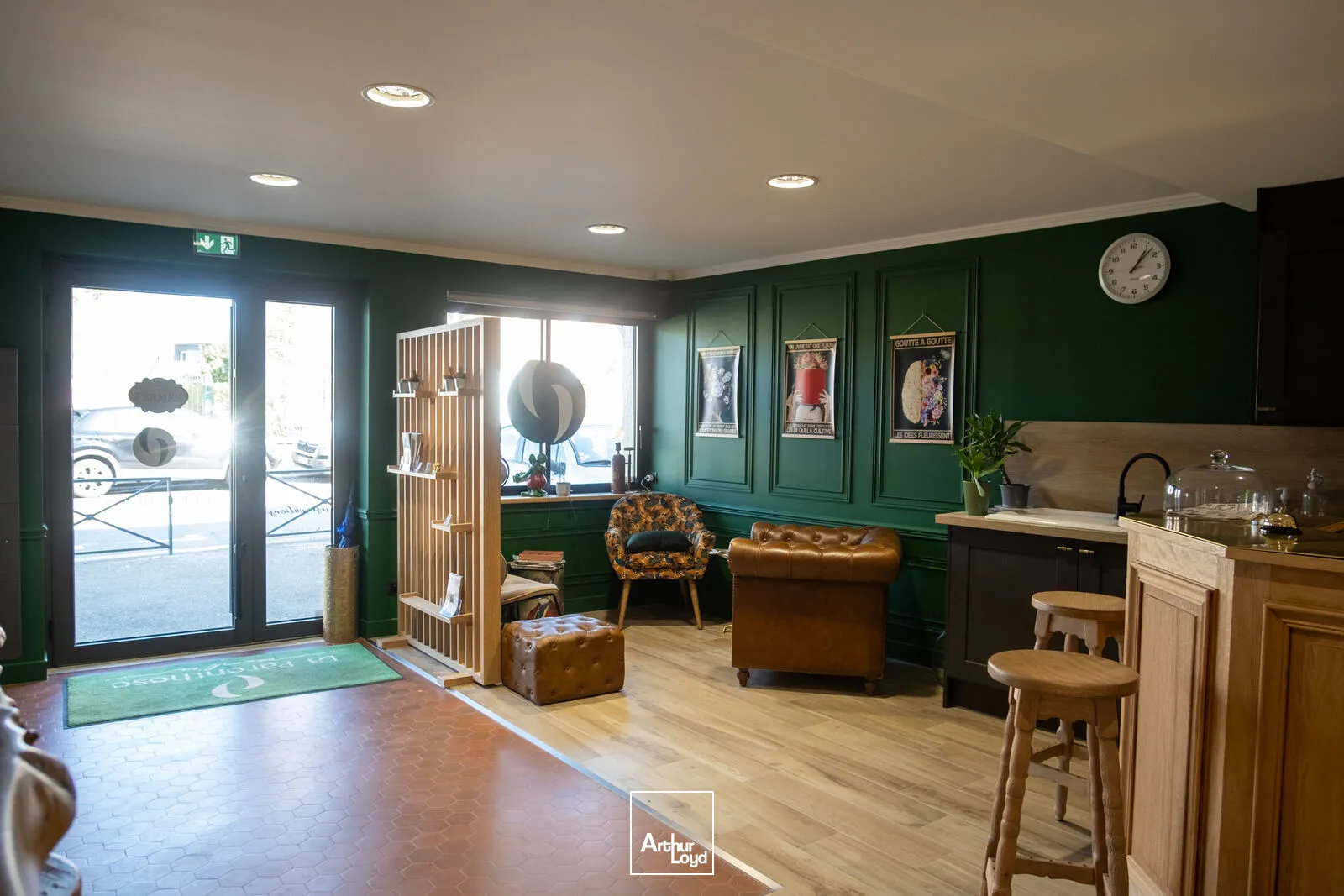 Bureaux à louer à PONT DE L'ARCHE 27340