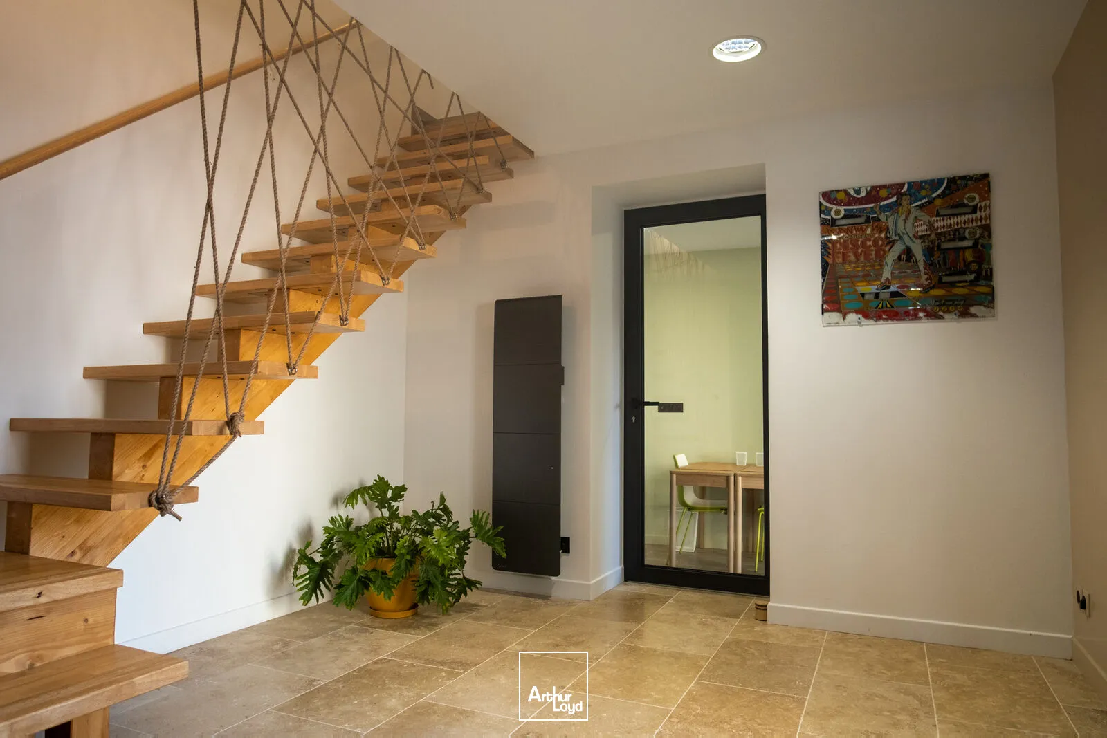 Bureaux à louer à PONT DE L'ARCHE 27340