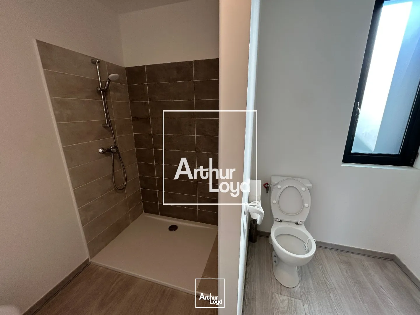 Bâtiment d'activité moderne à la location à Perpignan