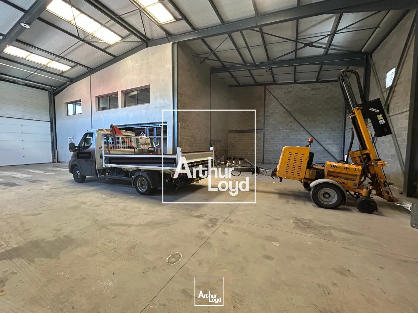 Locaux d'activité à louer - 460 m2 - Polygone nord - Perpignan