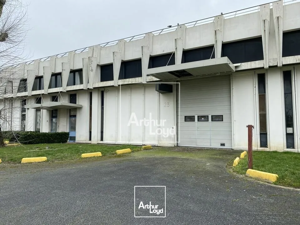 EVRY COURCOURONNES ENTREPOT A LOUER