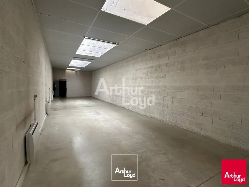 A LOUER - LOCAL D'ACTIVITES - NOYAL CHATILLON SUR SEICHE