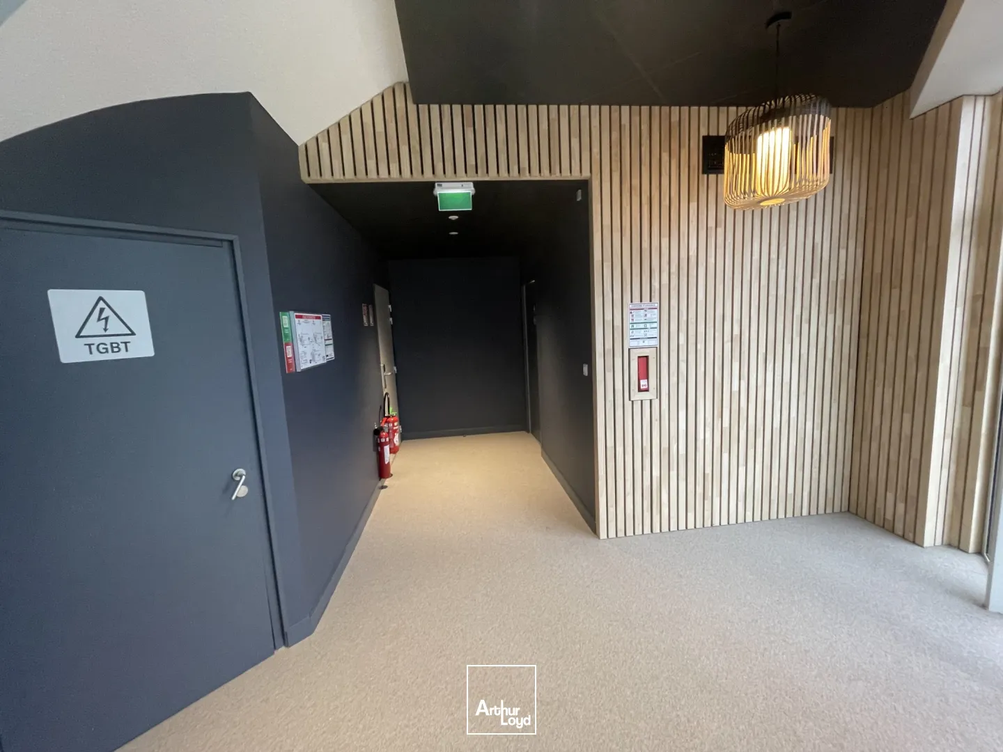 PLATEAUX DE BUREAUX RÉNOVÉS DIVISIBLES - CARQUEFOU LA FLEURIAYE