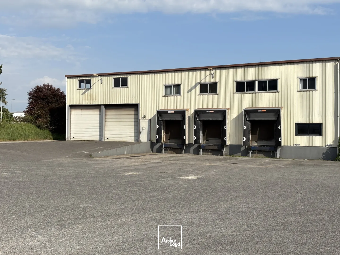 Locaux d'activité & Entrepôts - Vente - ORMES - 45140 - 2458-2458 - 7497636